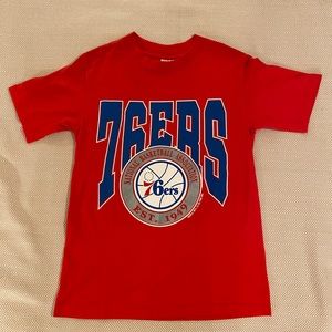 Vintage 1990 Philadelphia 76ers T Shirt
